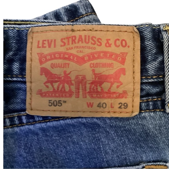 Levi's 505 Straight Fit Blue Jeans Men's Classic Denim Size 40x29 - Picture 2 of 7